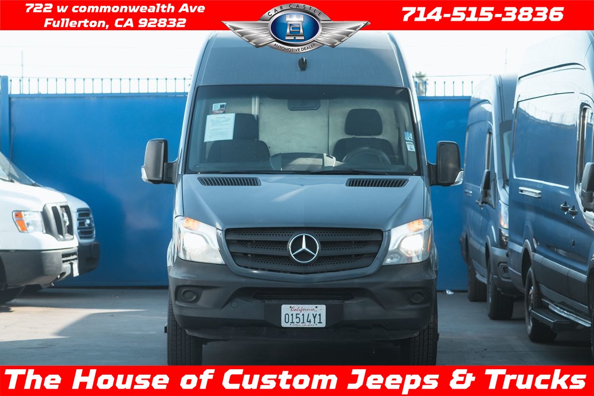 2018 Mercedes-Benz Sprinter Cargo Van 2500 Standard Roof V6 144" Worker RWD