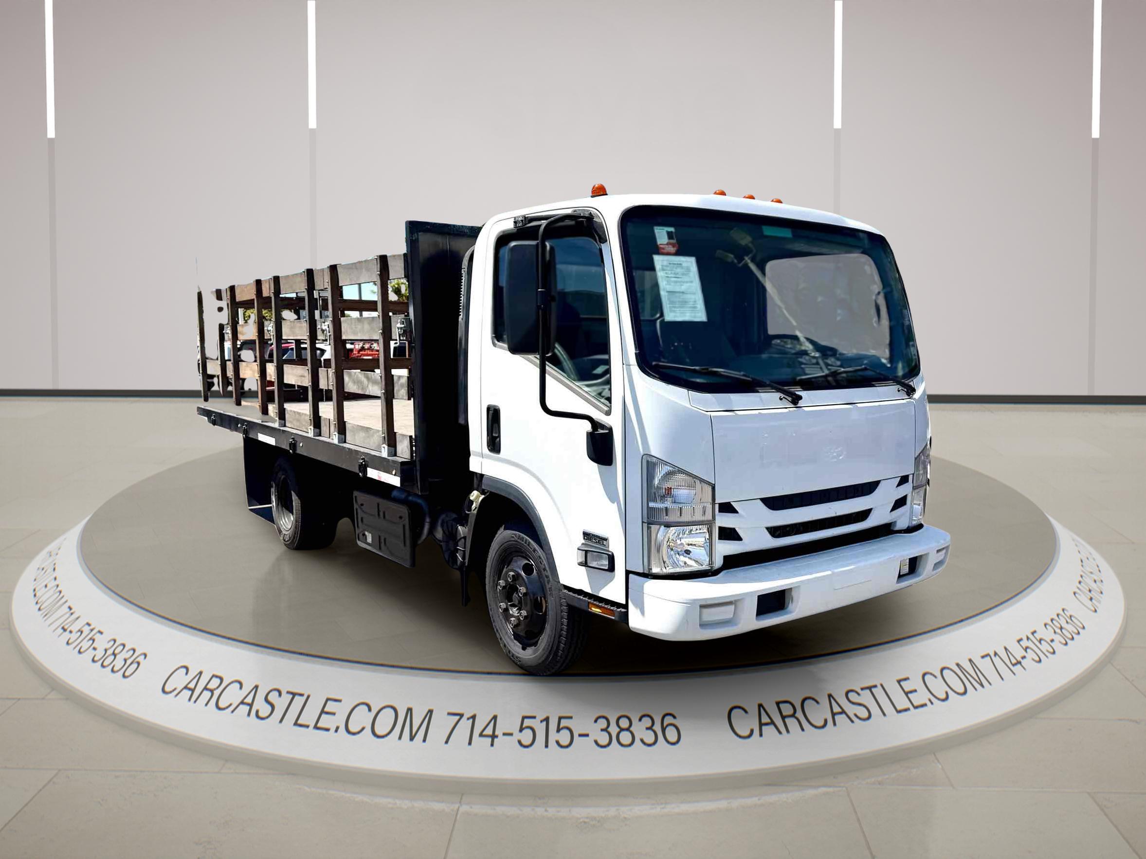 2016 Isuzu NPR's photo
