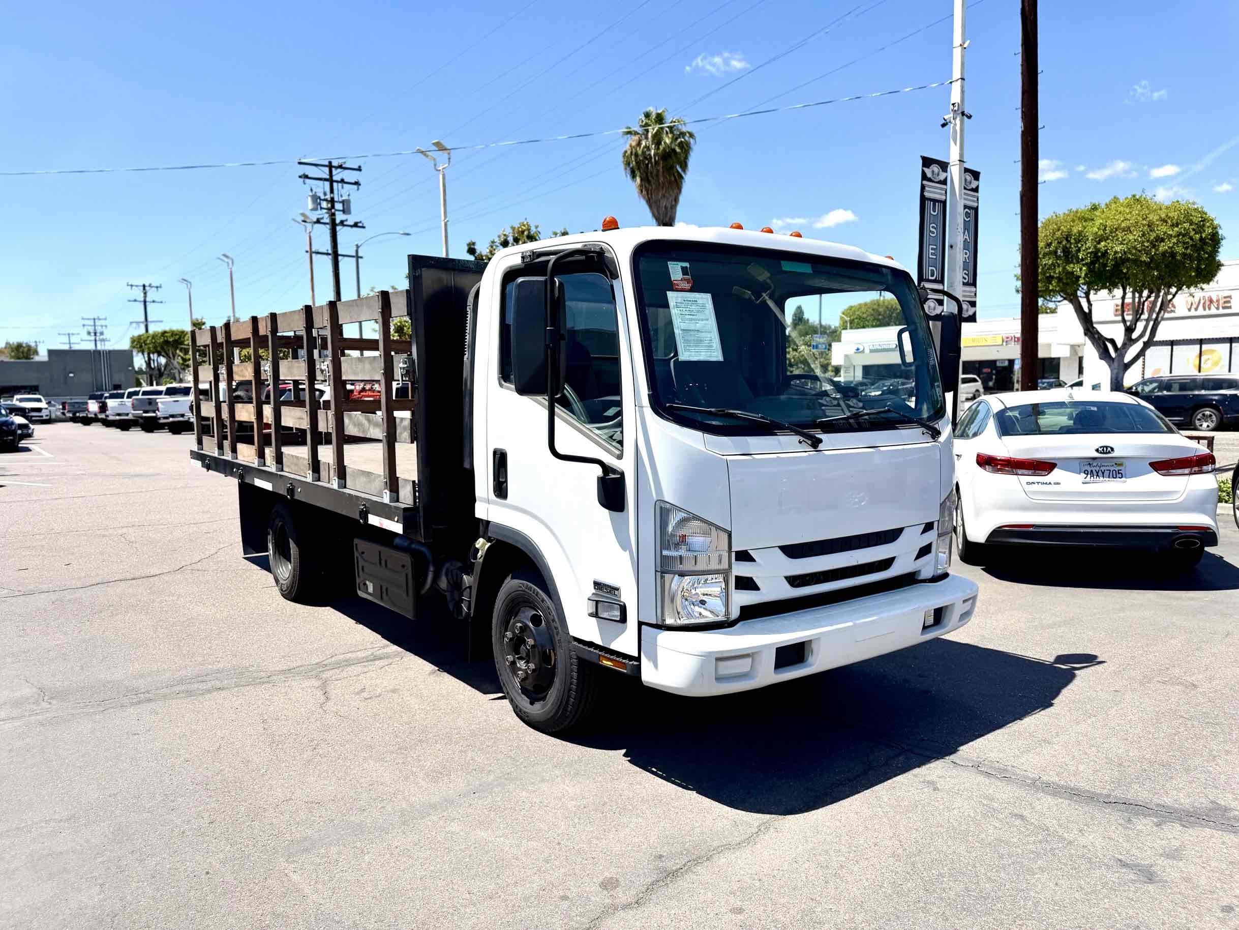 2016 Isuzu NPR's photo