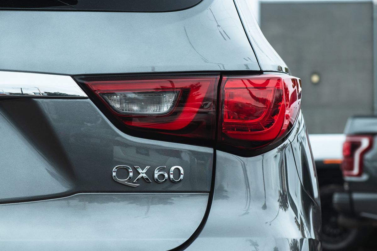 2019 Infiniti QX60 Luxe photo 4