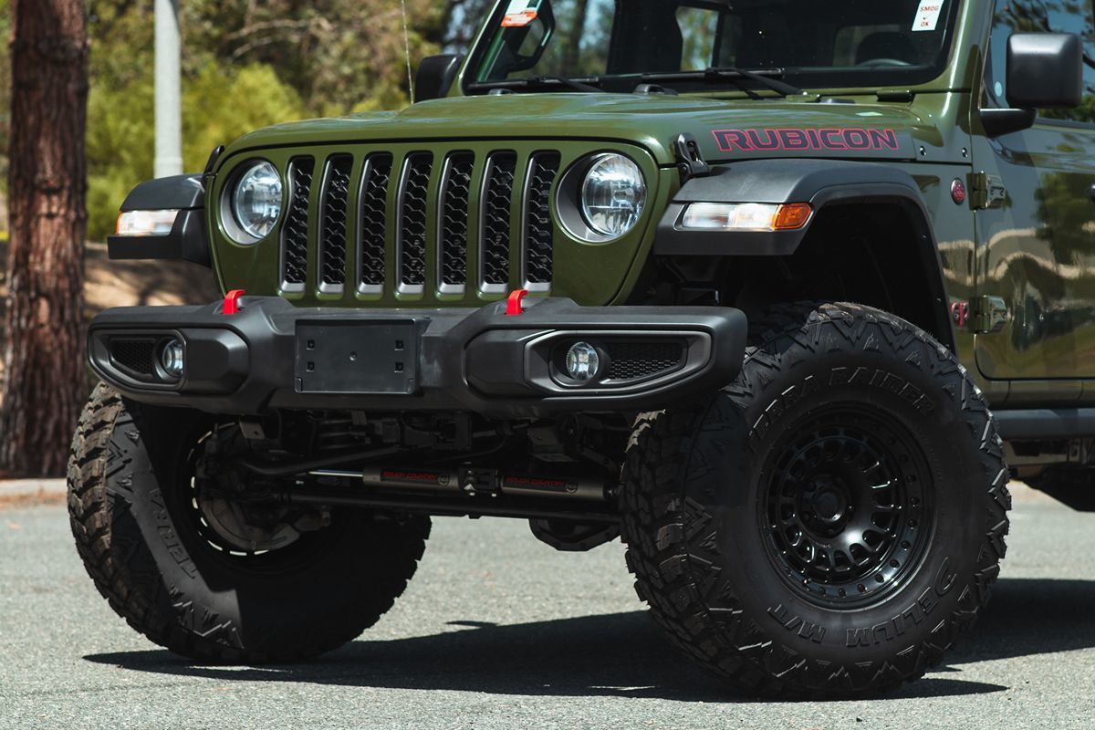 2023 Jeep Gladiator Rubicon photo 2