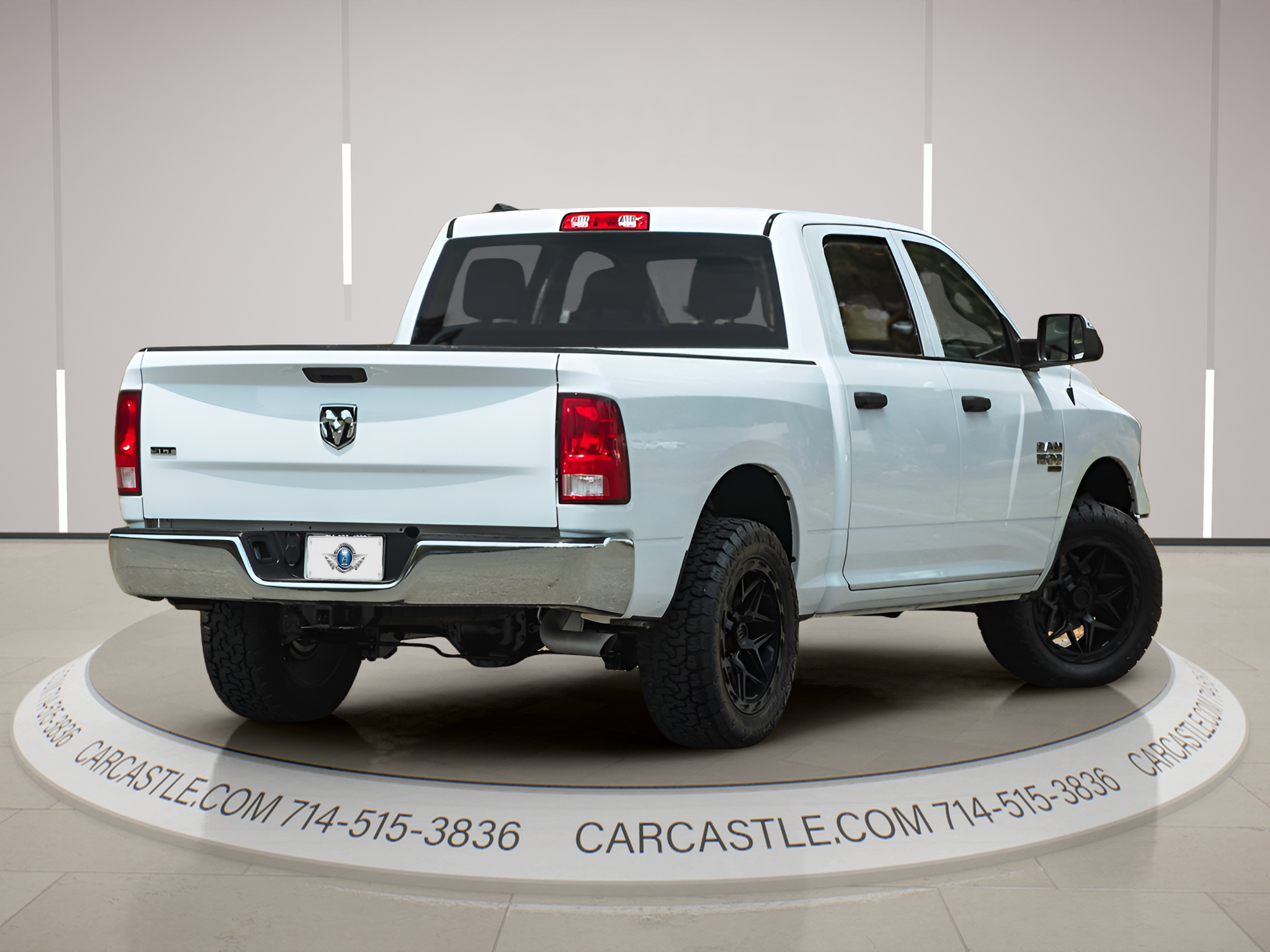 View vehicle photo 5