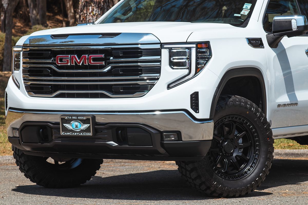 2024 Gmc Sierra 1500 SLT photo 2
