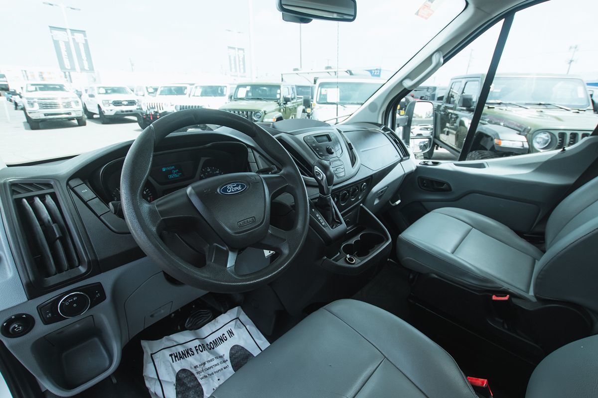 2018 Ford Transit Chassis Cab Base - Photo 15