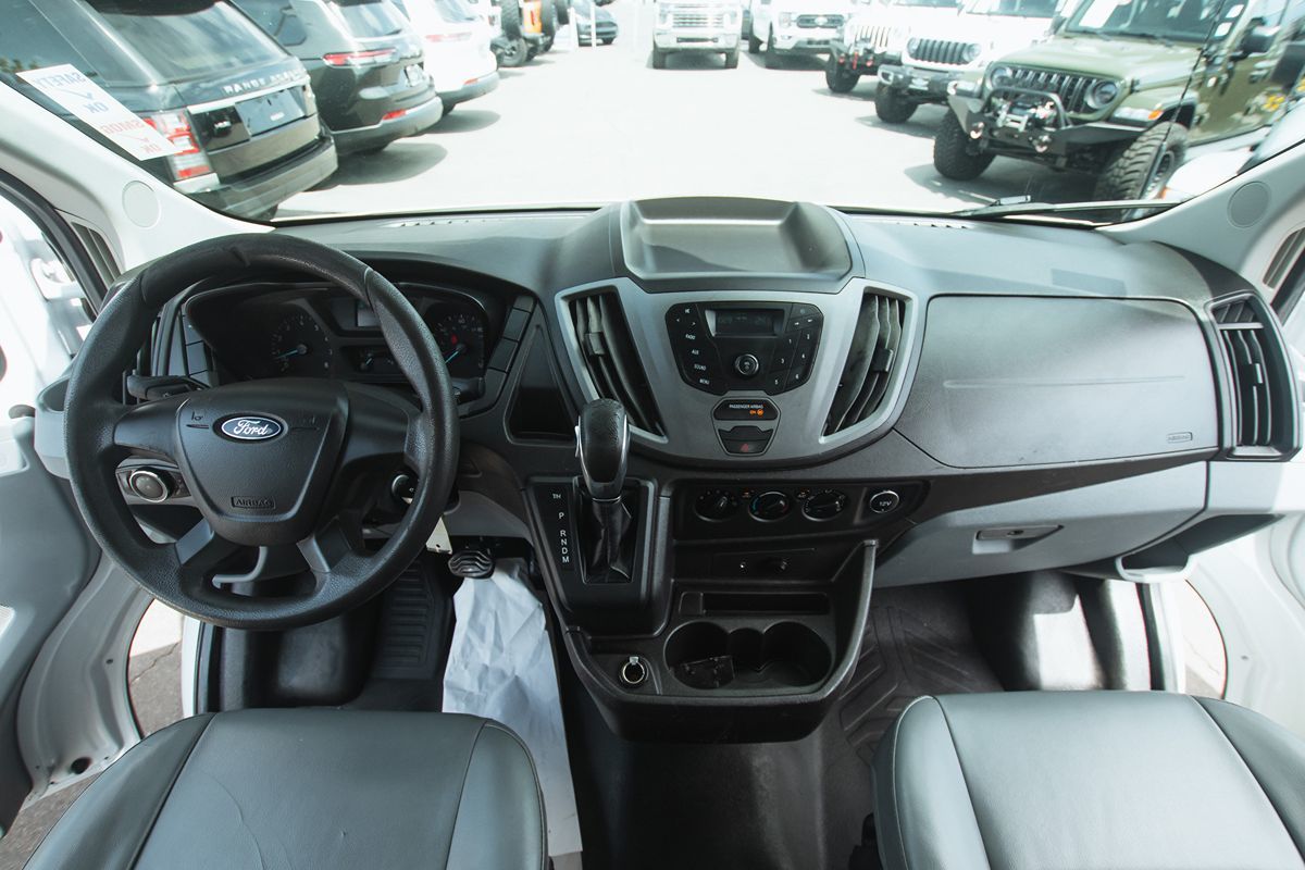 2018 Ford Transit Chassis Cab Base - Photo 19