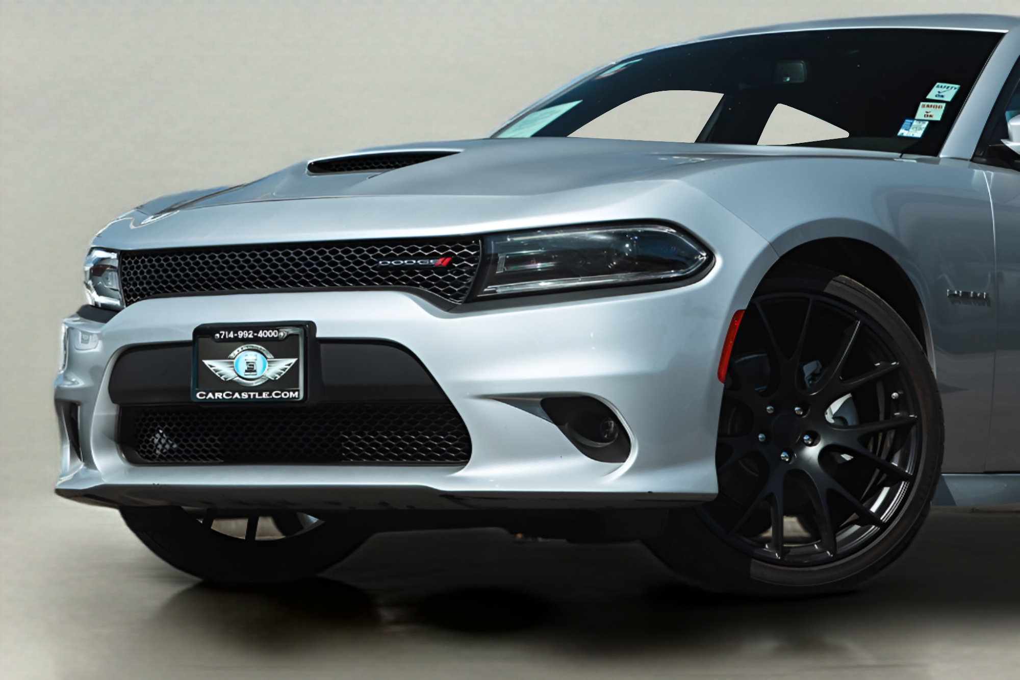 View vehicle photo 2