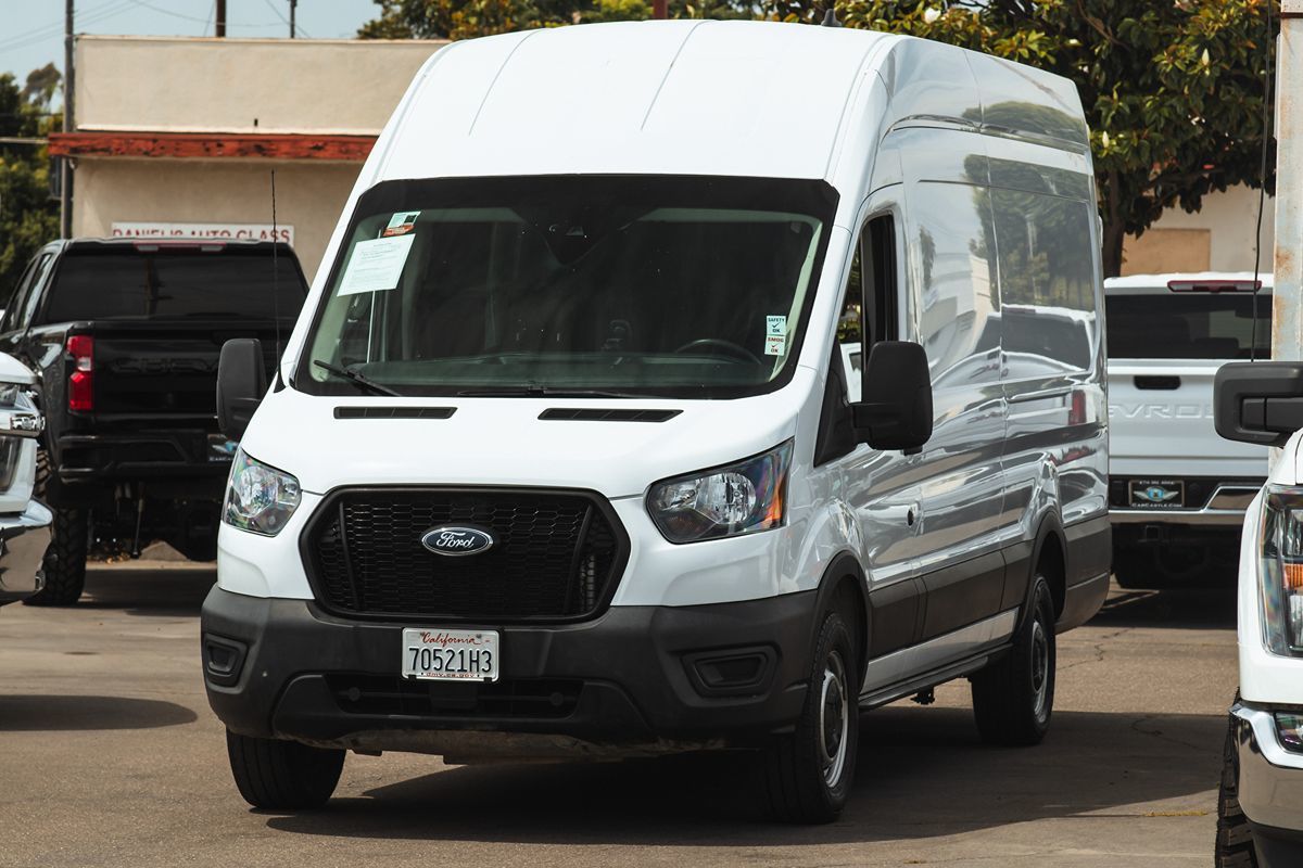 2022 Ford Transit Cargo Van photo 4