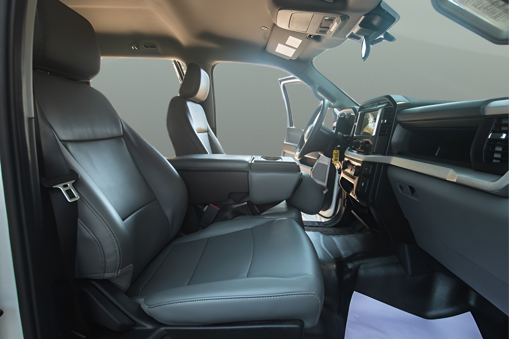 2022 Ford F-150 XL - Photo 17