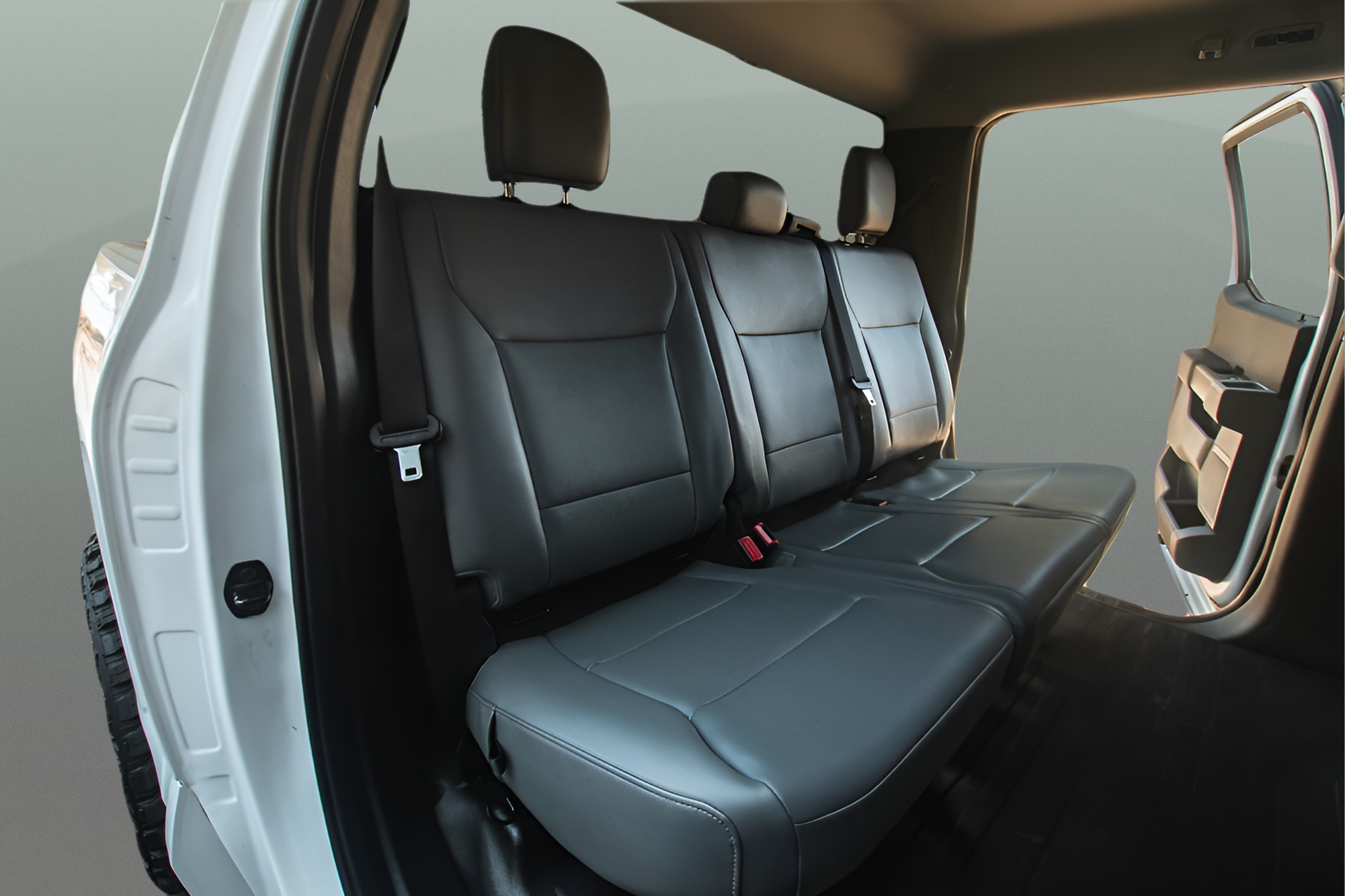 2022 Ford F-150 XL - Photo 18