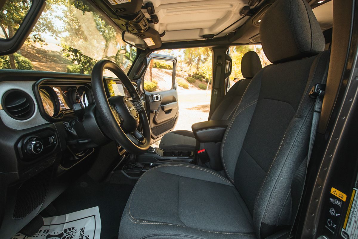 2024 Jeep Gladiator Sport - Photo 10
