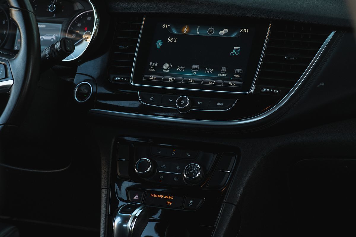2018 Buick Encore Preferred photo 22