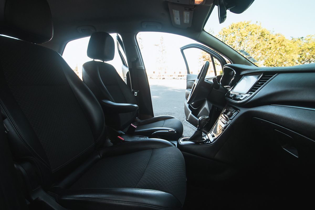 2018 Buick Encore Preferred photo 16