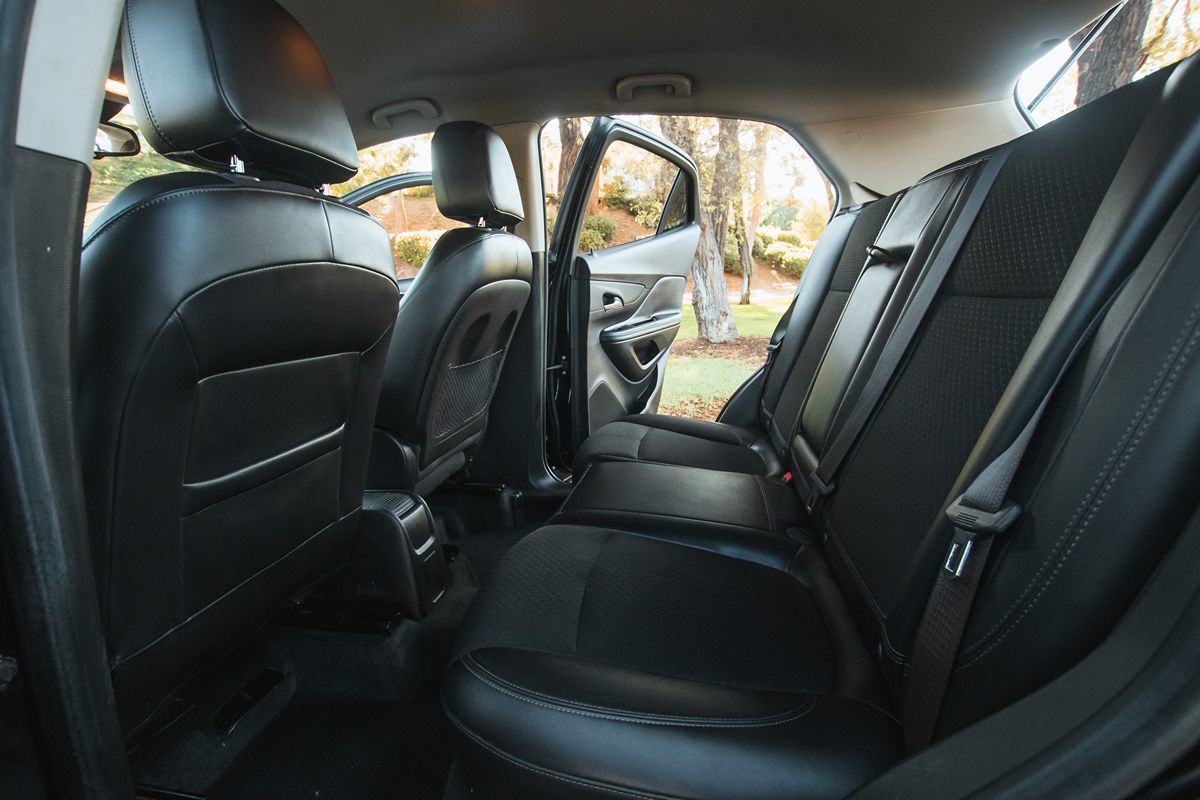 2018 Buick Encore Preferred photo 18