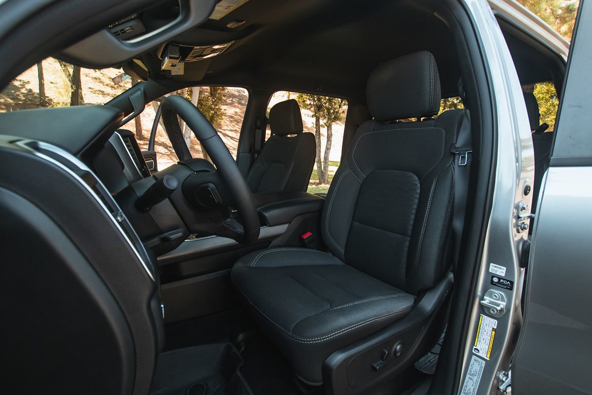 2025 Ram 1500 Big Horn photo 15