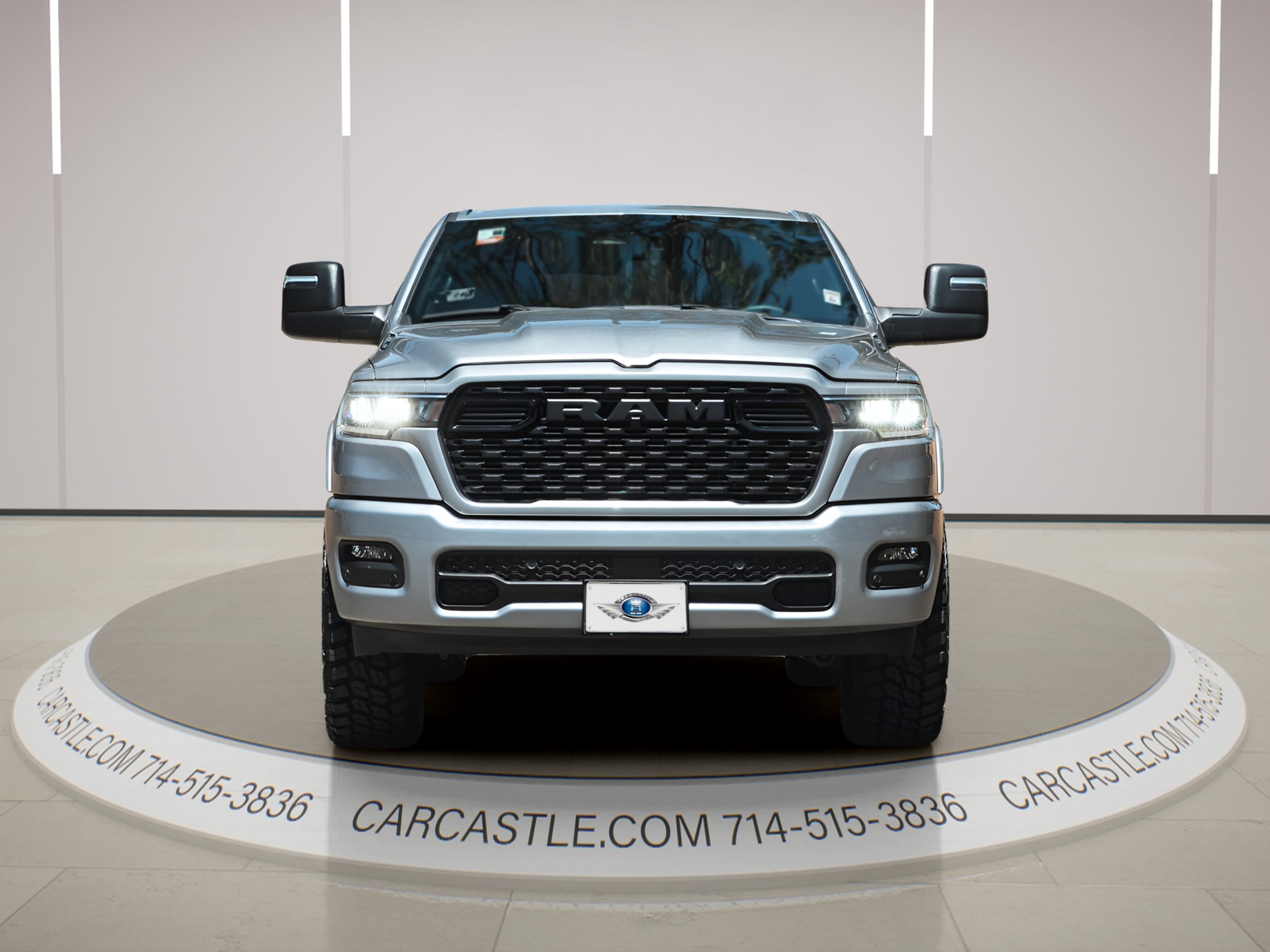 View vehicle photo 7