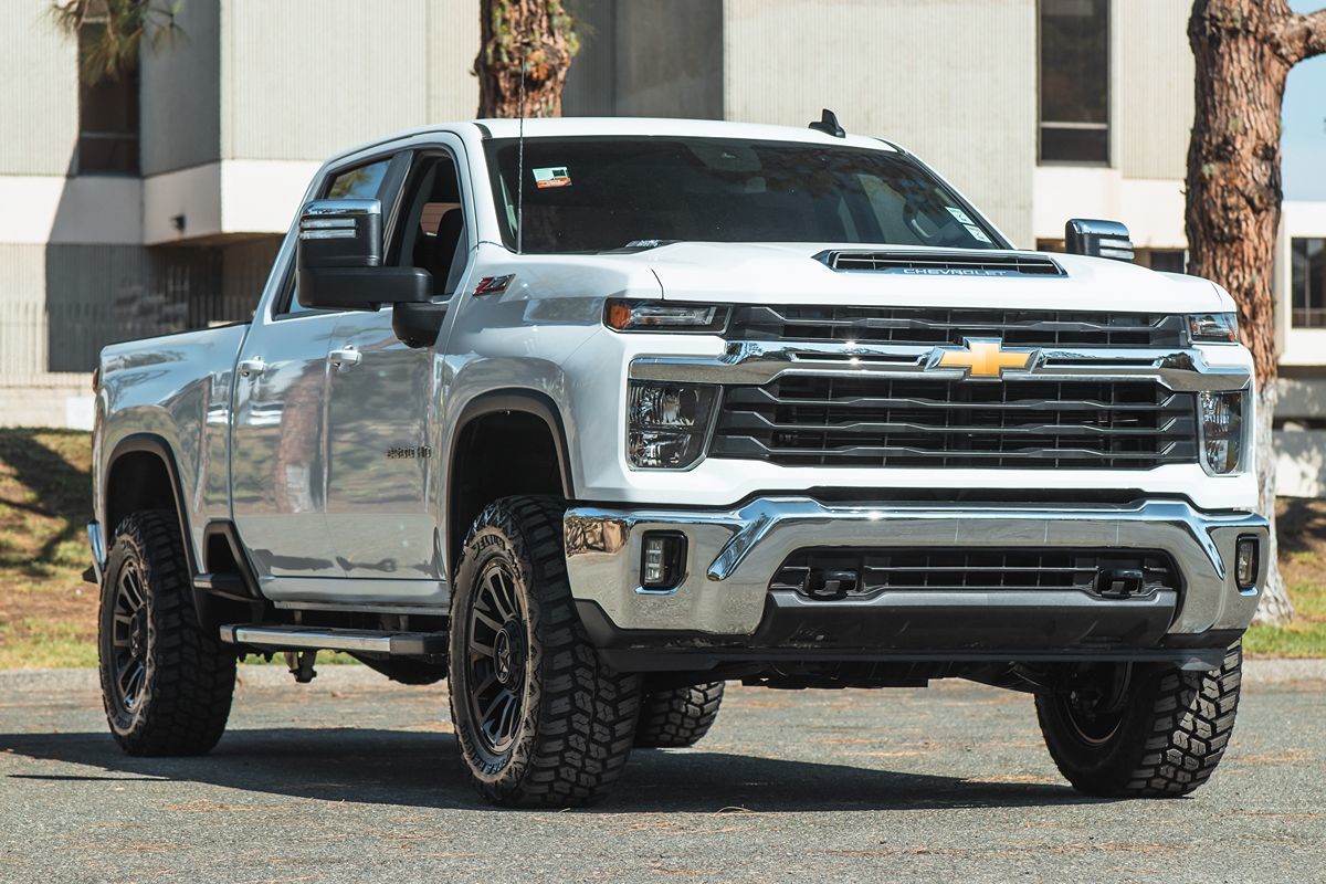 2024 Chevrolet Silverado 2500HD LT photo 5