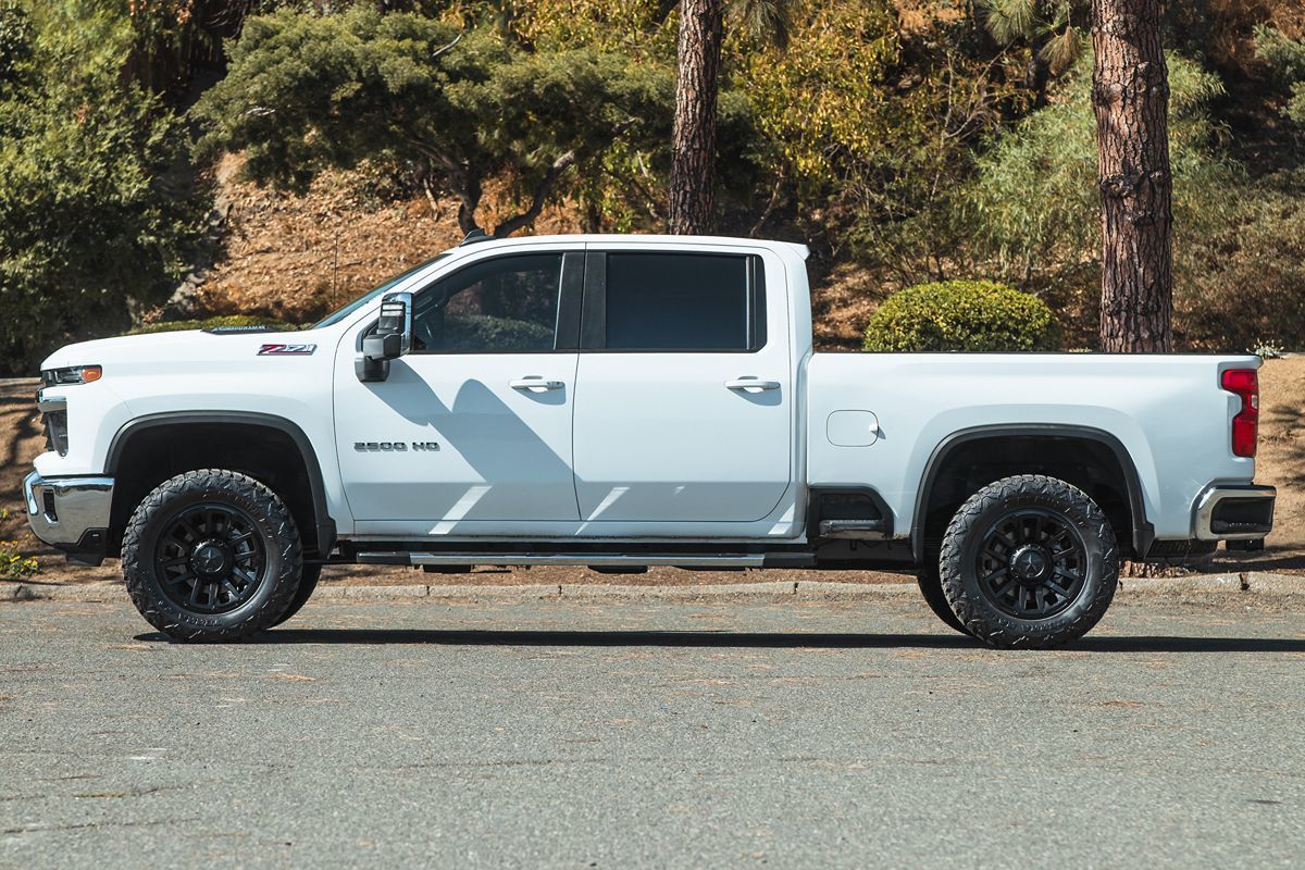 2024 Chevrolet Silverado 2500HD LT photo 9