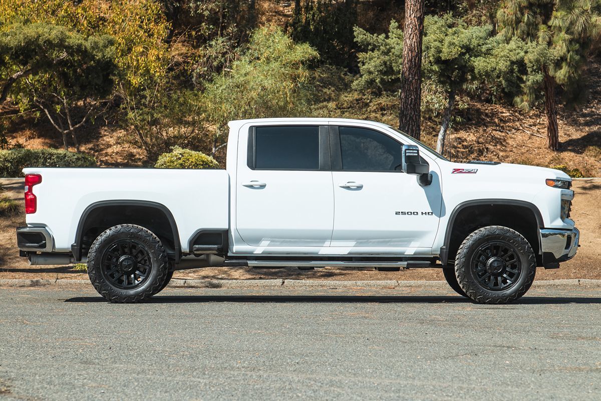 2024 Chevrolet Silverado 2500HD LT photo 15