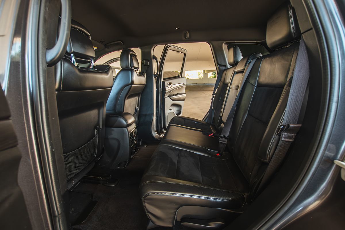 2017 Jeep Grand Cherokee Altitude photo 13