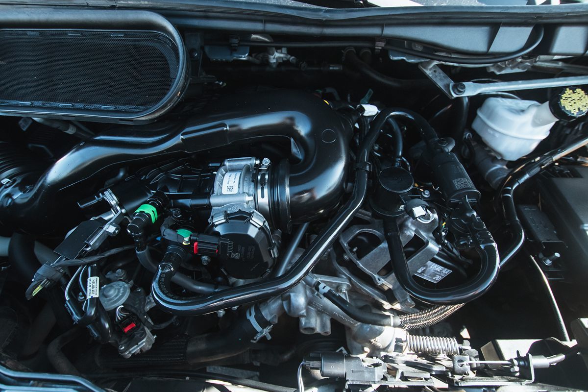 2021 Ford Transit Cutaway photo 17