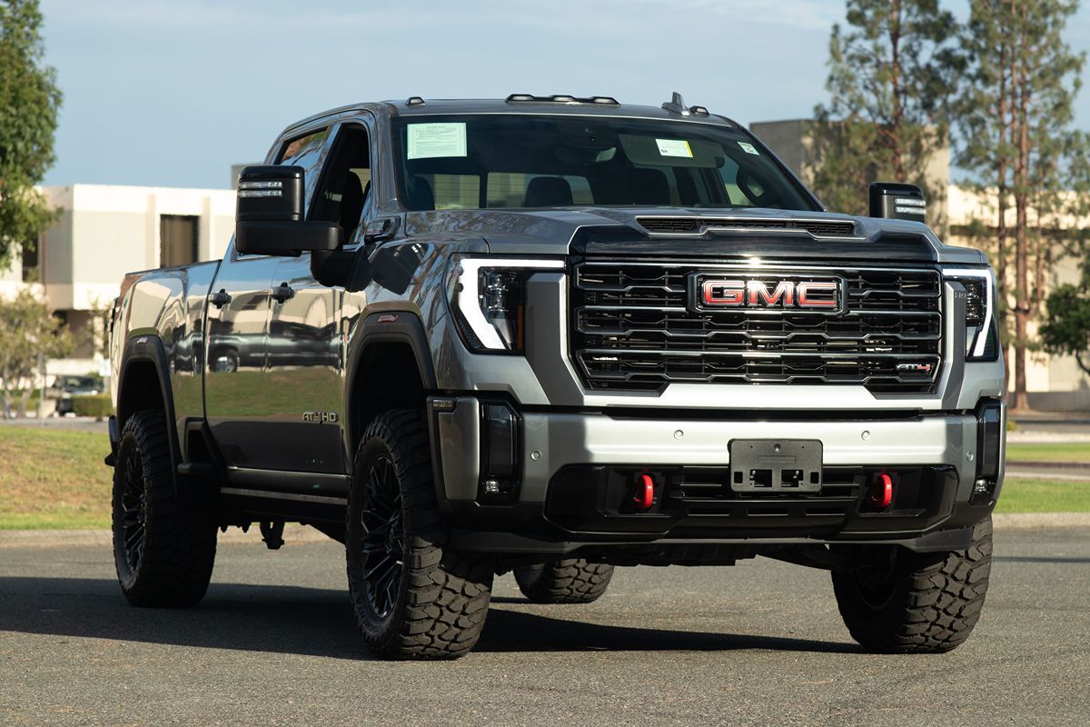 2024 Gmc Sierra HD AT4 photo 10