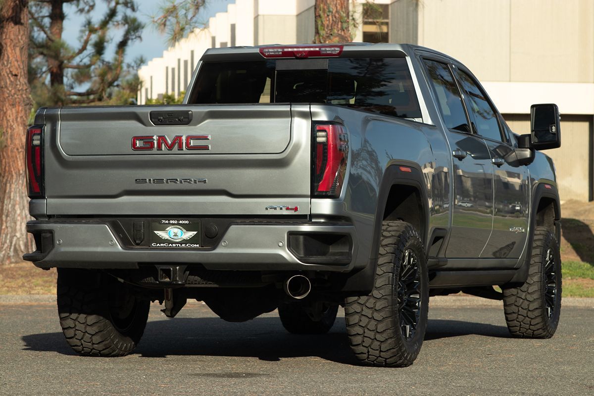 2024 Gmc Sierra HD AT4 photo 14
