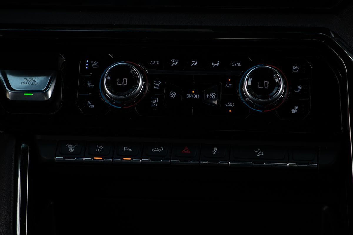 2024 Gmc Sierra HD AT4 photo 22