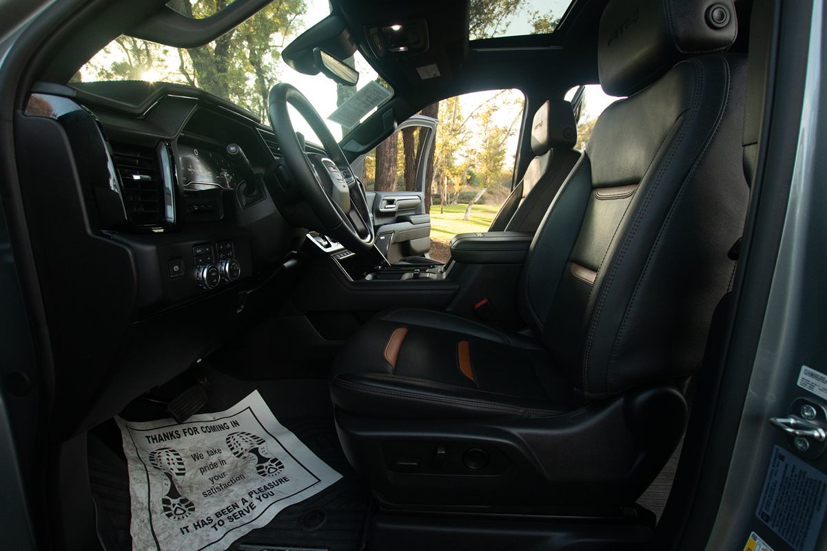 2024 Gmc Sierra HD AT4 photo 31