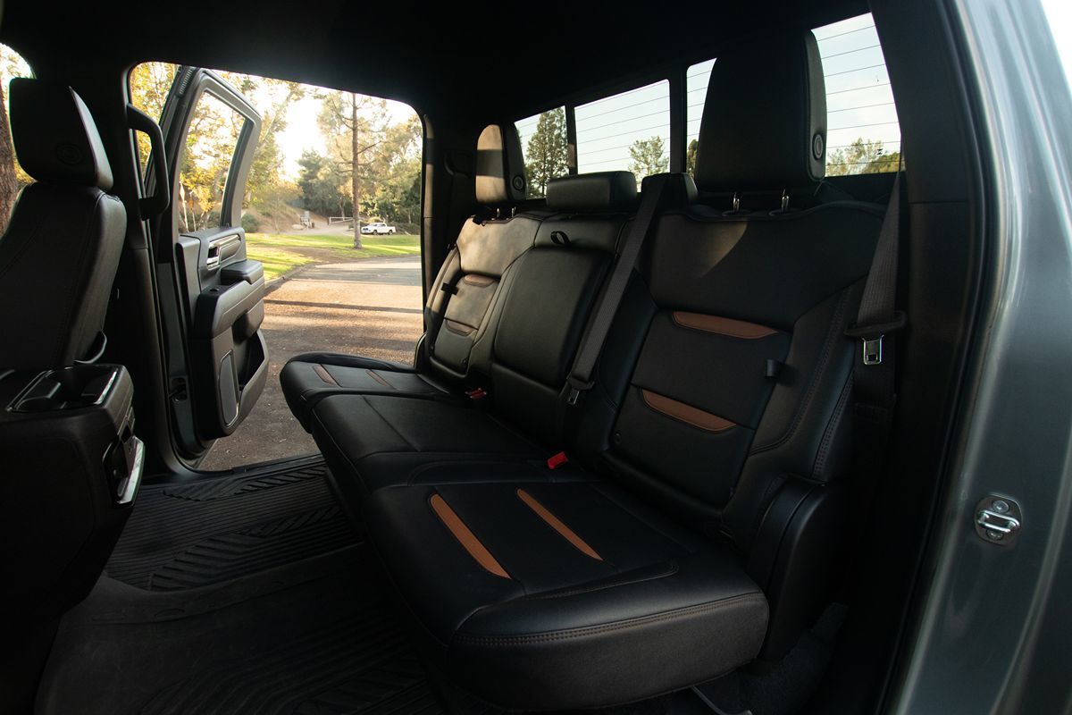 2024 Gmc Sierra HD AT4 photo 32