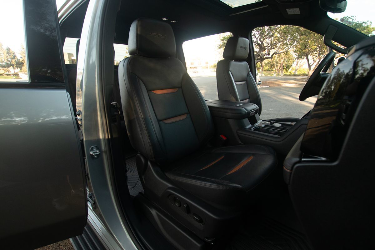 2024 Gmc Sierra HD AT4 photo 34