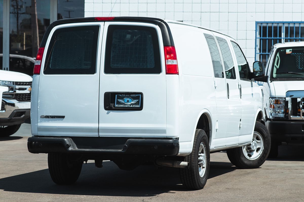 2017 Chevrolet Express Cargo Van photo 7