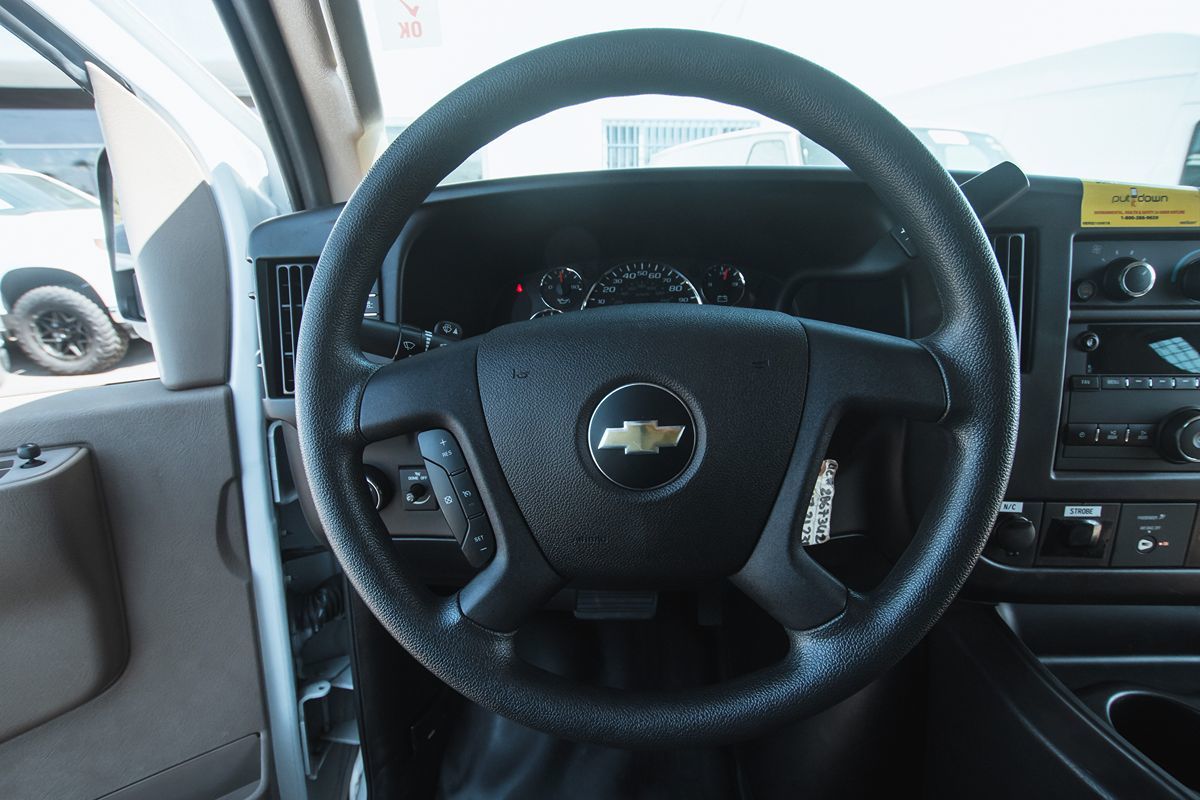 2017 Chevrolet Express Cargo Van photo 16