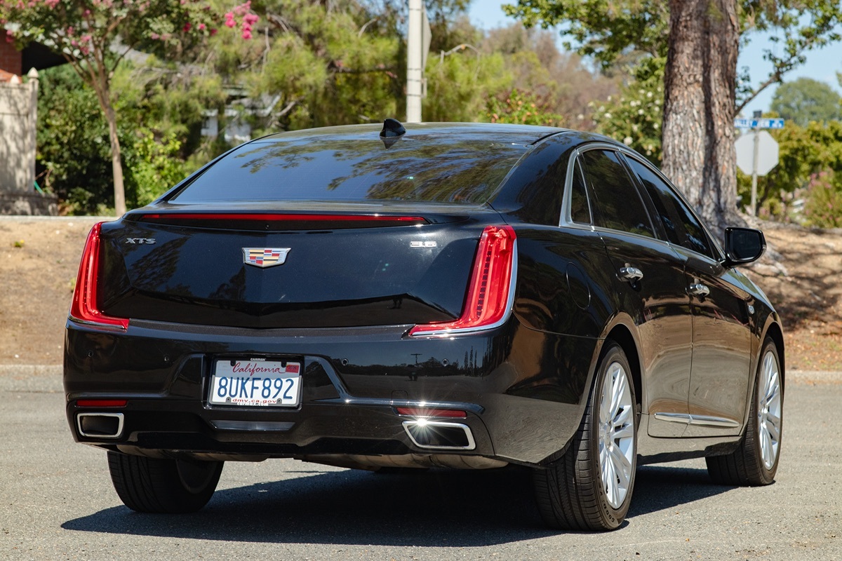 2019 Cadillac XTS Luxury photo 7