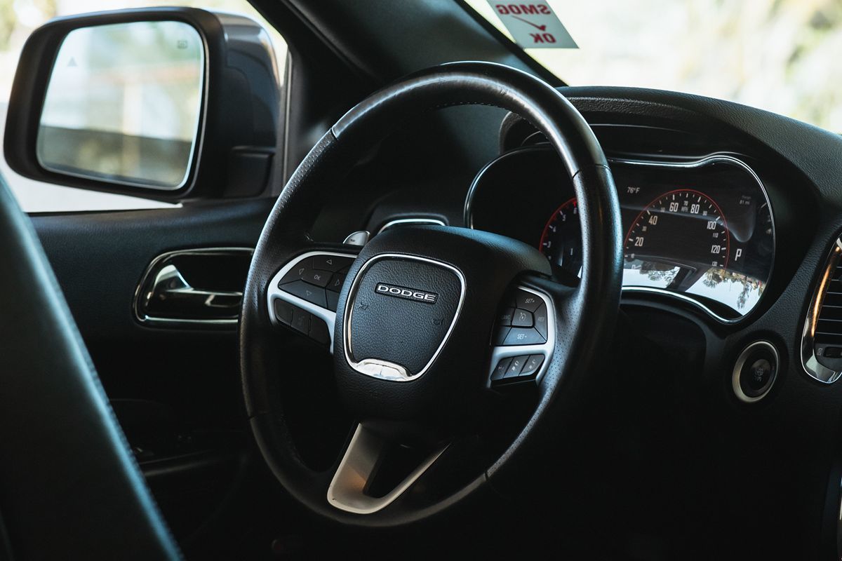 2015 Dodge Durango R/T photo 25