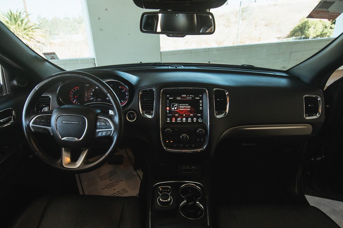 2015 Dodge Durango R/T photo 23