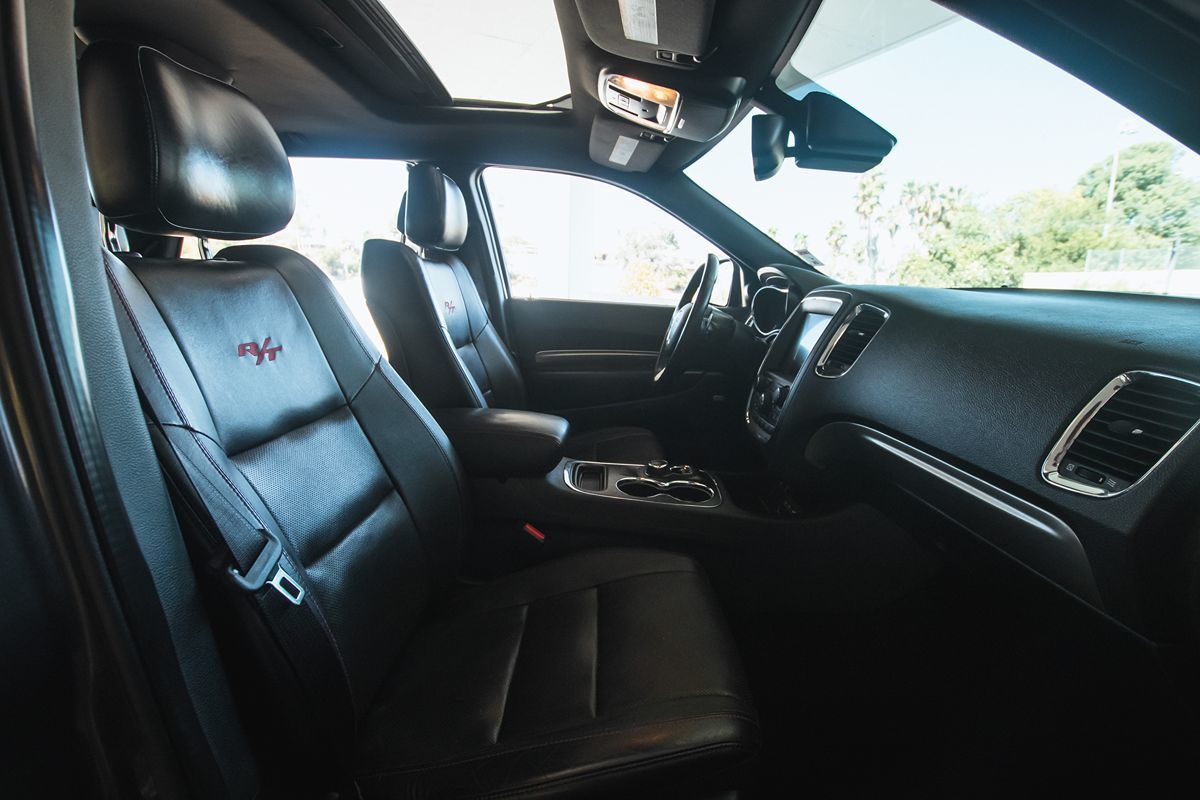 2015 Dodge Durango R/T photo 19
