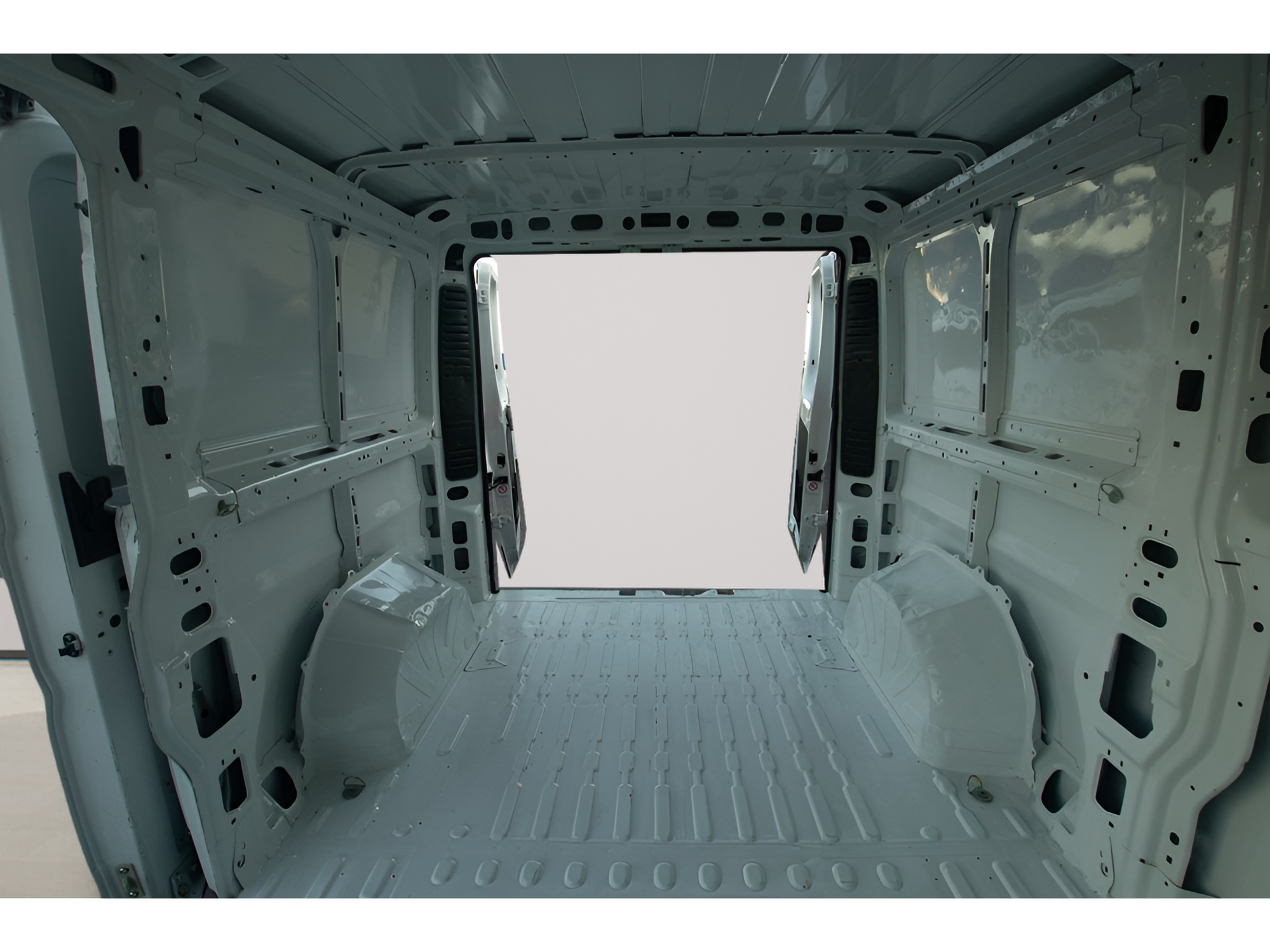 Ram Cargo Van photo 10
