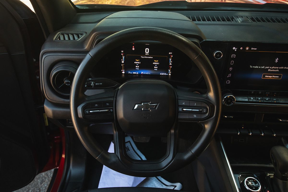 2023 Chevrolet Colorado Trail Boss photo 26