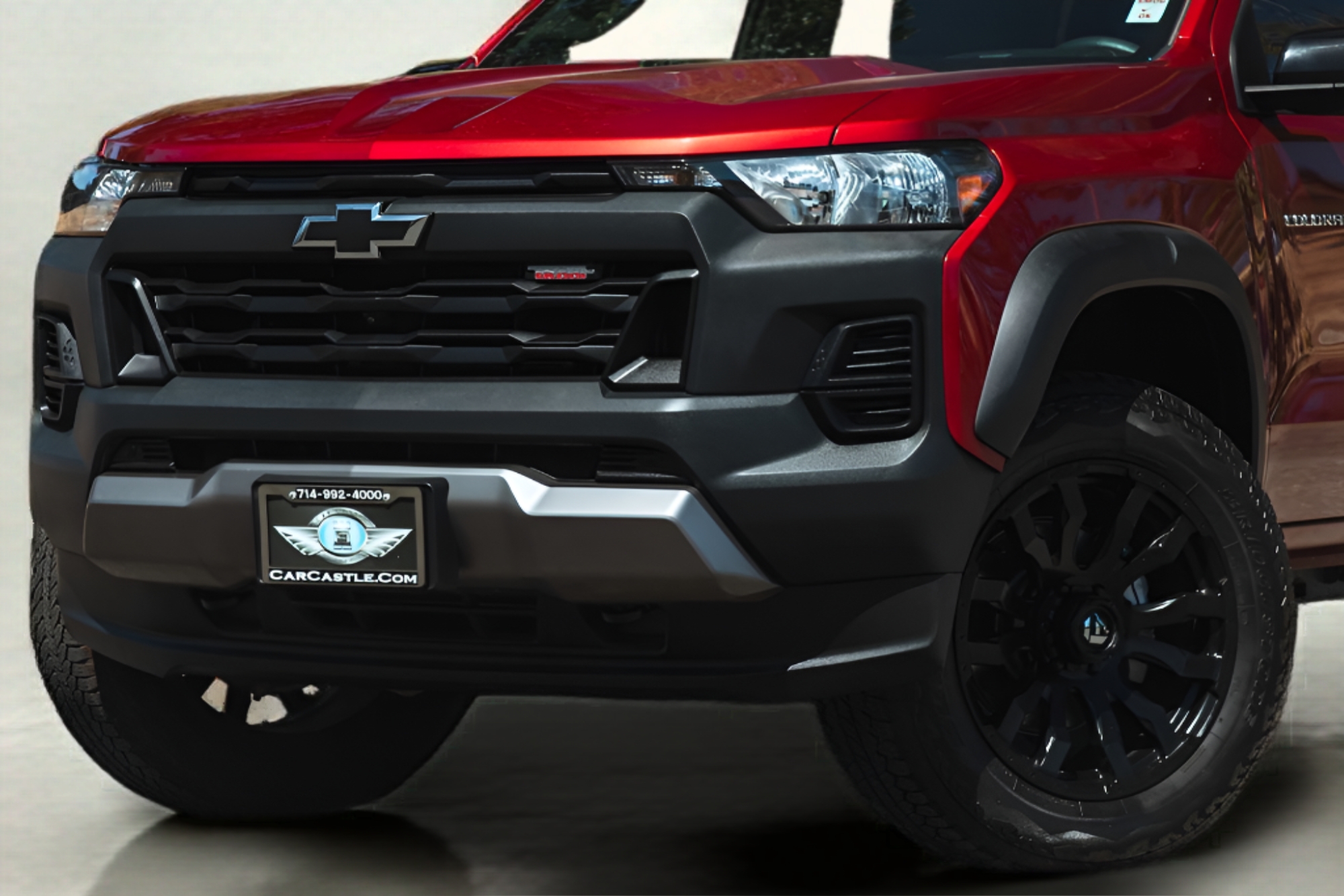 View vehicle photo 2