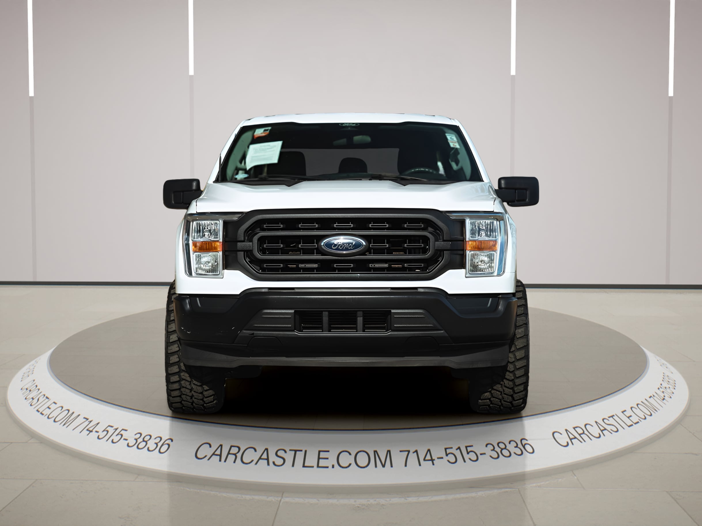 View vehicle photo 7