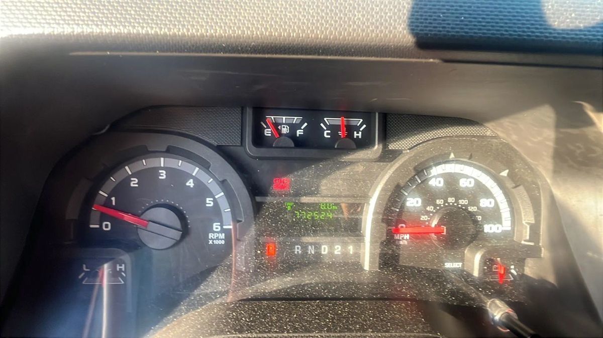 2013 Ford E-150 photo 3