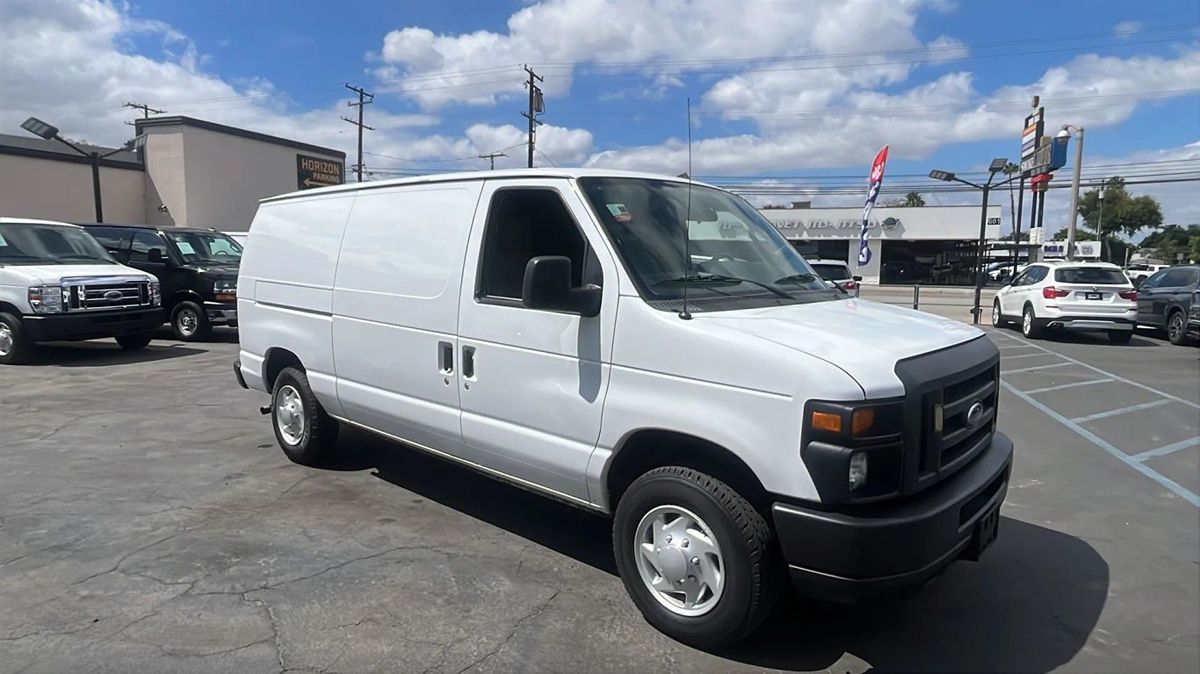 2013 Ford E-150 photo 5