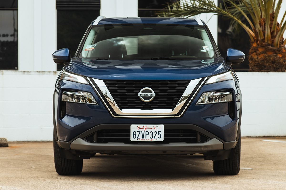 2021 Nissan Rogue SV photo 4