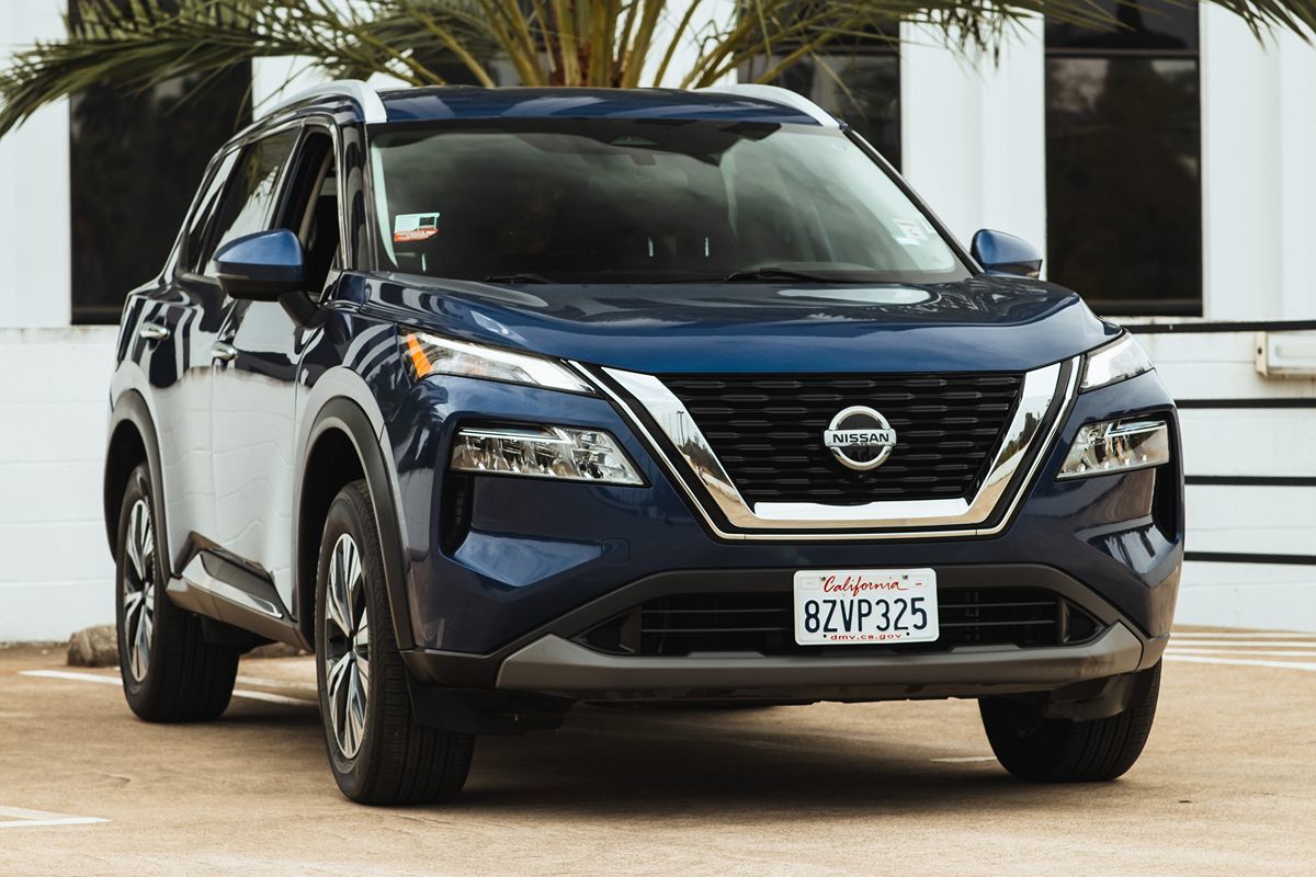 2021 Nissan Rogue SV photo 5