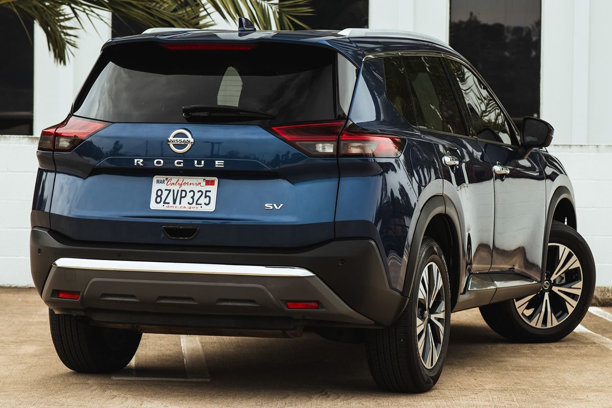 2021 Nissan Rogue SV photo 7