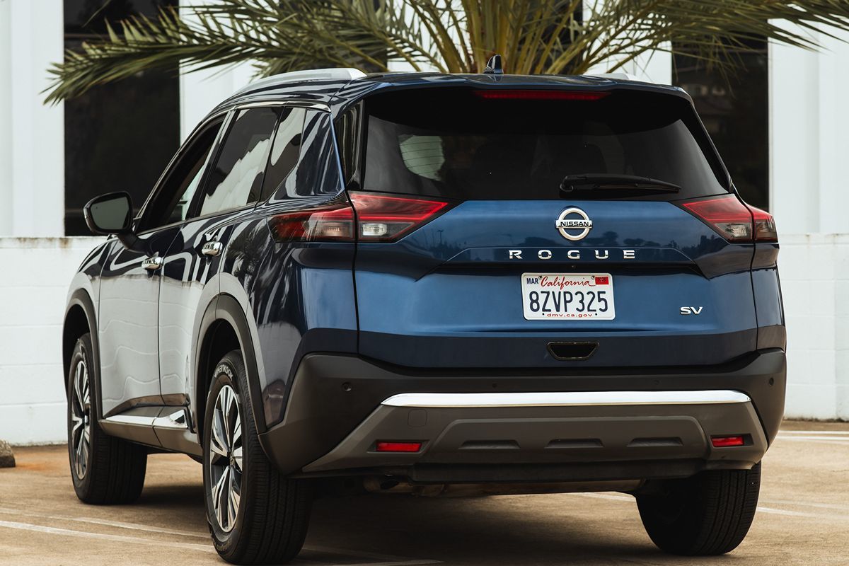 2021 Nissan Rogue SV photo 8