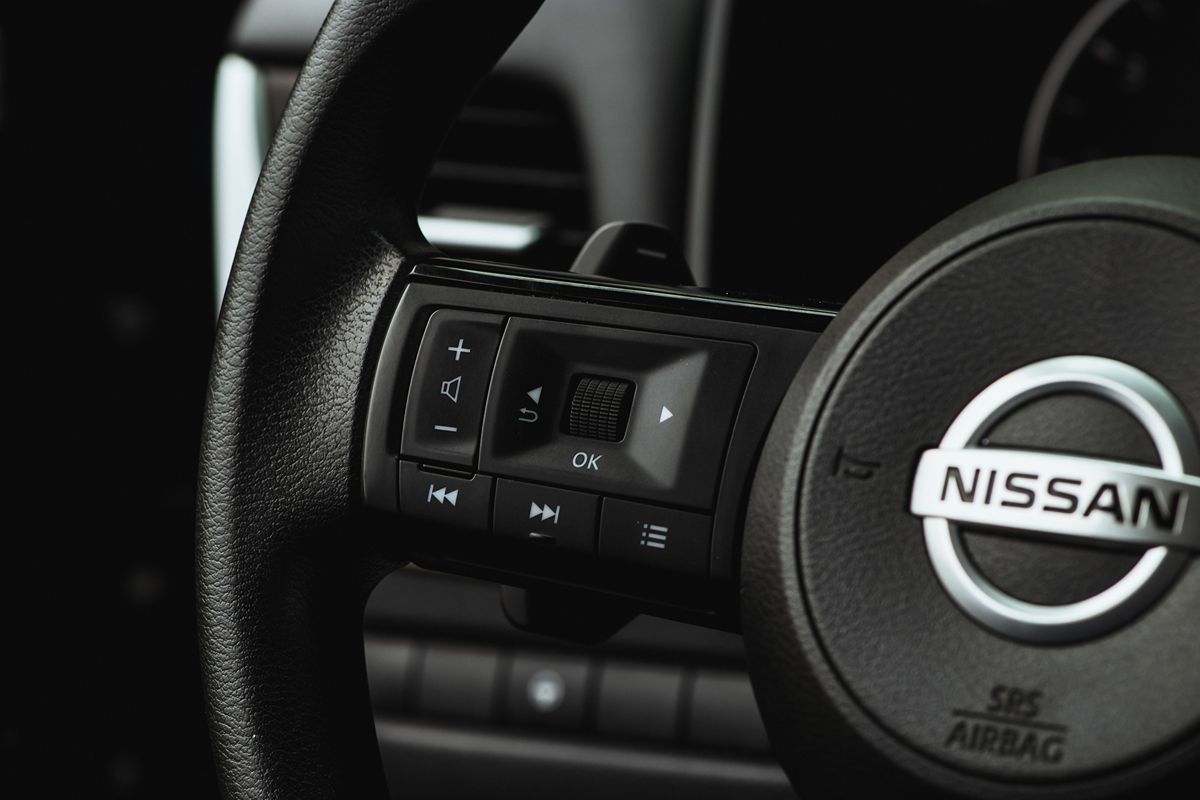2021 Nissan Rogue SV photo 27