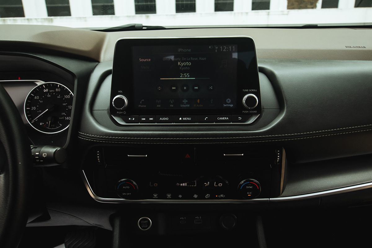 2021 Nissan Rogue SV photo 24