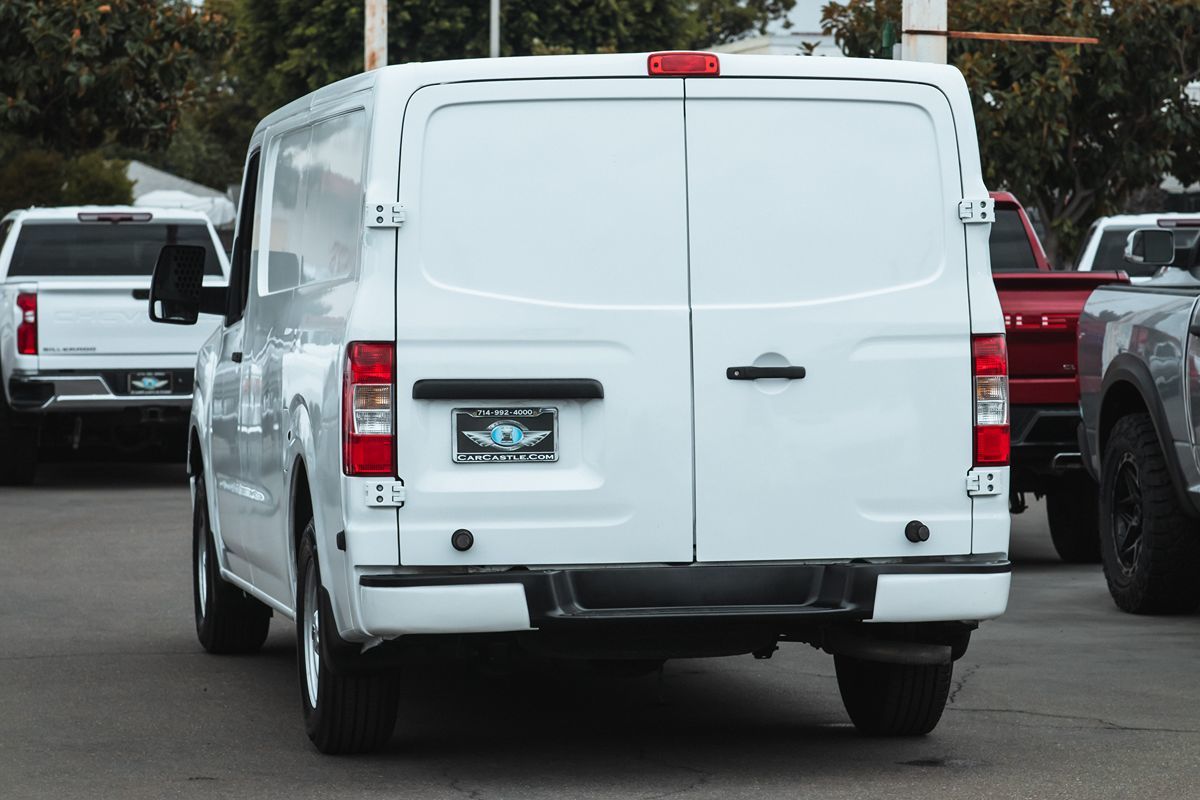 2016 Nissan NV1500 photo 3