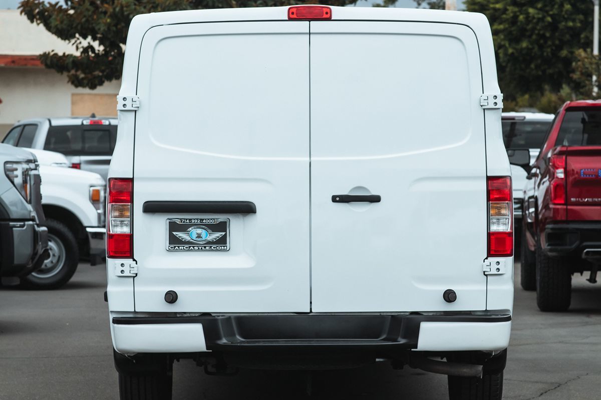 2016 Nissan NV1500 photo 4